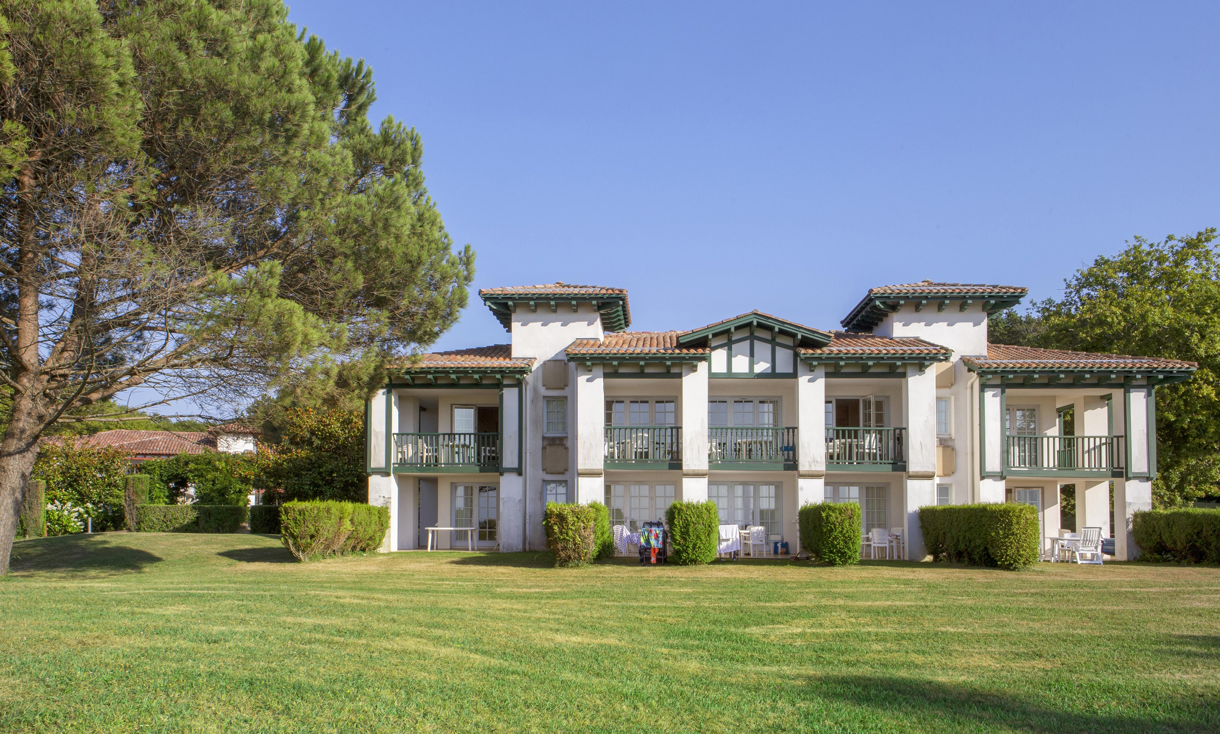 Residence Pierre & Vacances Le Domaine De Bordaberry ユリューニュ エクステリア 写真